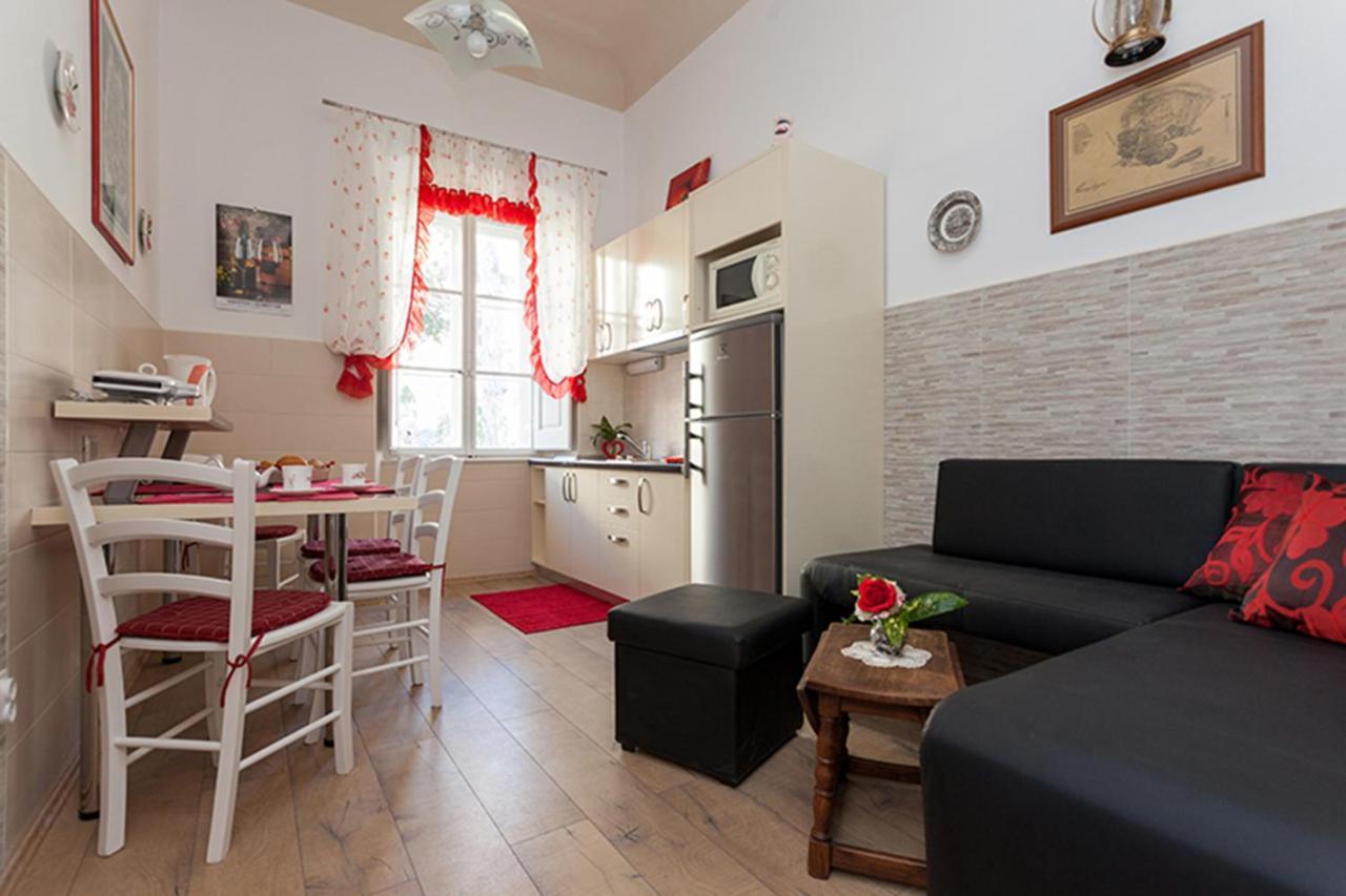 Solei With Terrace Oldtown And Sea View Apartment *
