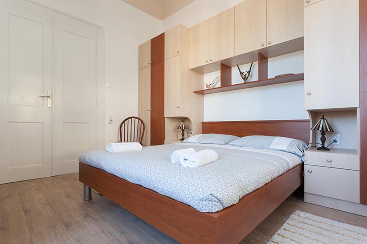Apartment Solei With Terrace Oldtown And Sea View
