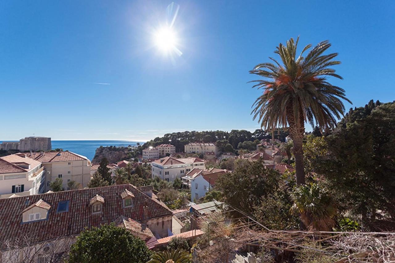 Solei With Terrace Oldtown And Sea View